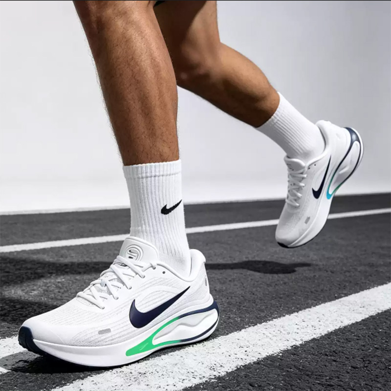 Nike Men's Shoes JOURNEY RUN - - Nike Shoes Air Max 270 recension och pris
